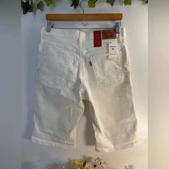 Levi's White Denim Mid Rise Slim Bermuda Shorts - Picture 5 of 15